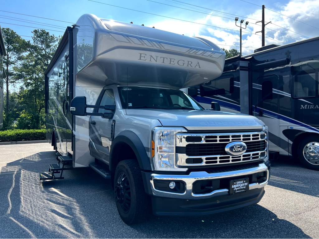 2027 ENTEGRA COACH ESTEEM XL 32U - Image 1