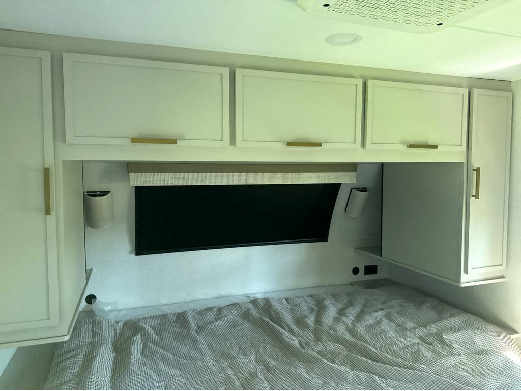 2027 VENTURE RV STRATUS 261VRB - Image 26