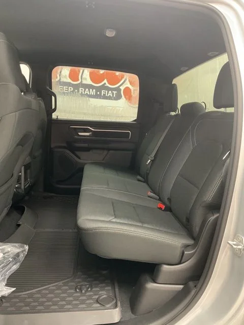 2026 Ram 1500 Big Horn 4x4 Crew Cab 5'7" Box - Image 21