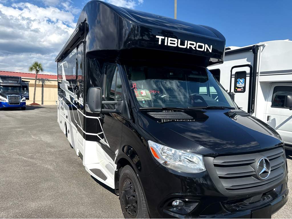 2027 THOR MOTOR COACH TIBURON 24XL - Image 1
