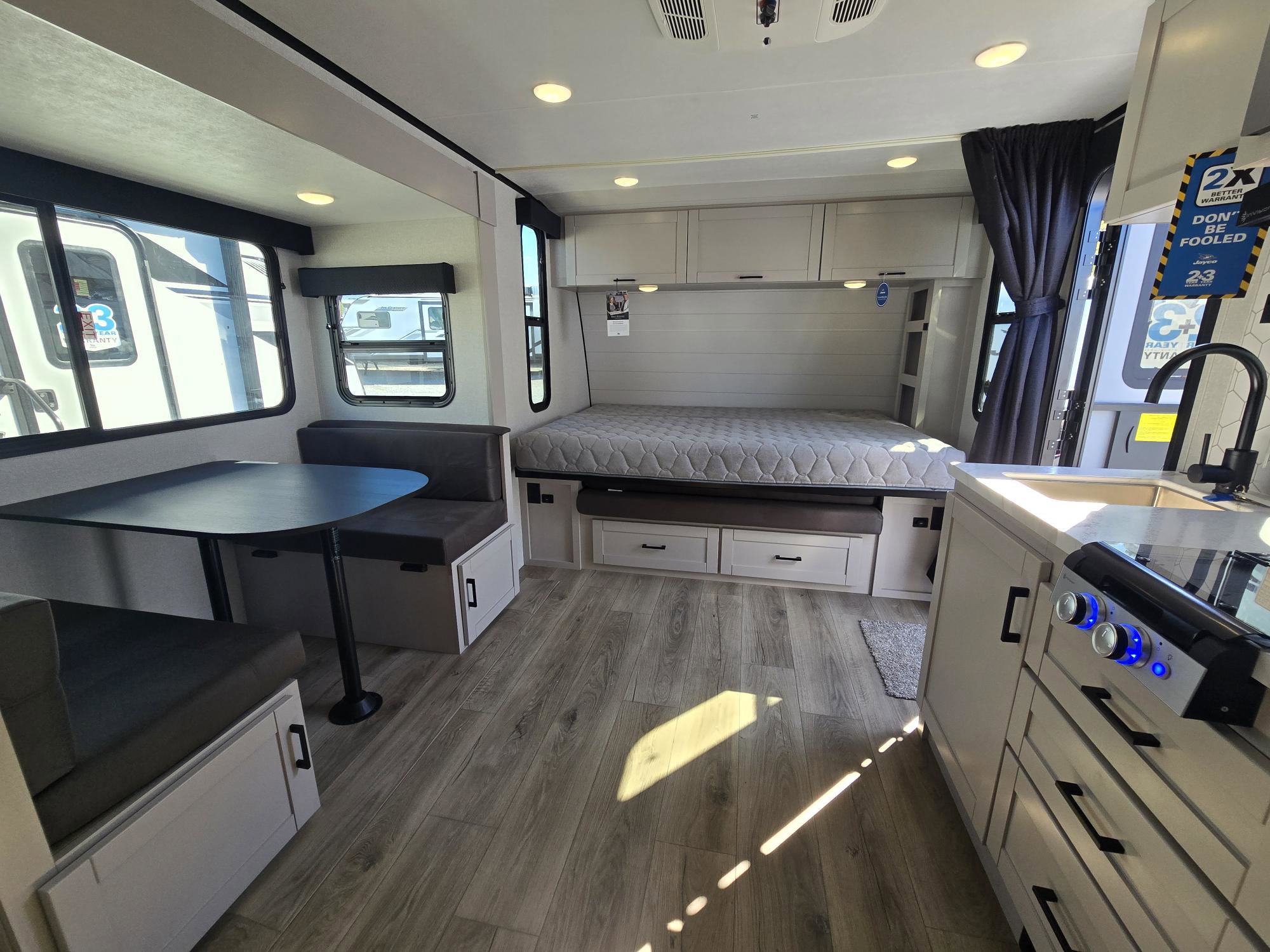 2026 JAYCO JAY FEATHER AIR 19MBS - Image 25