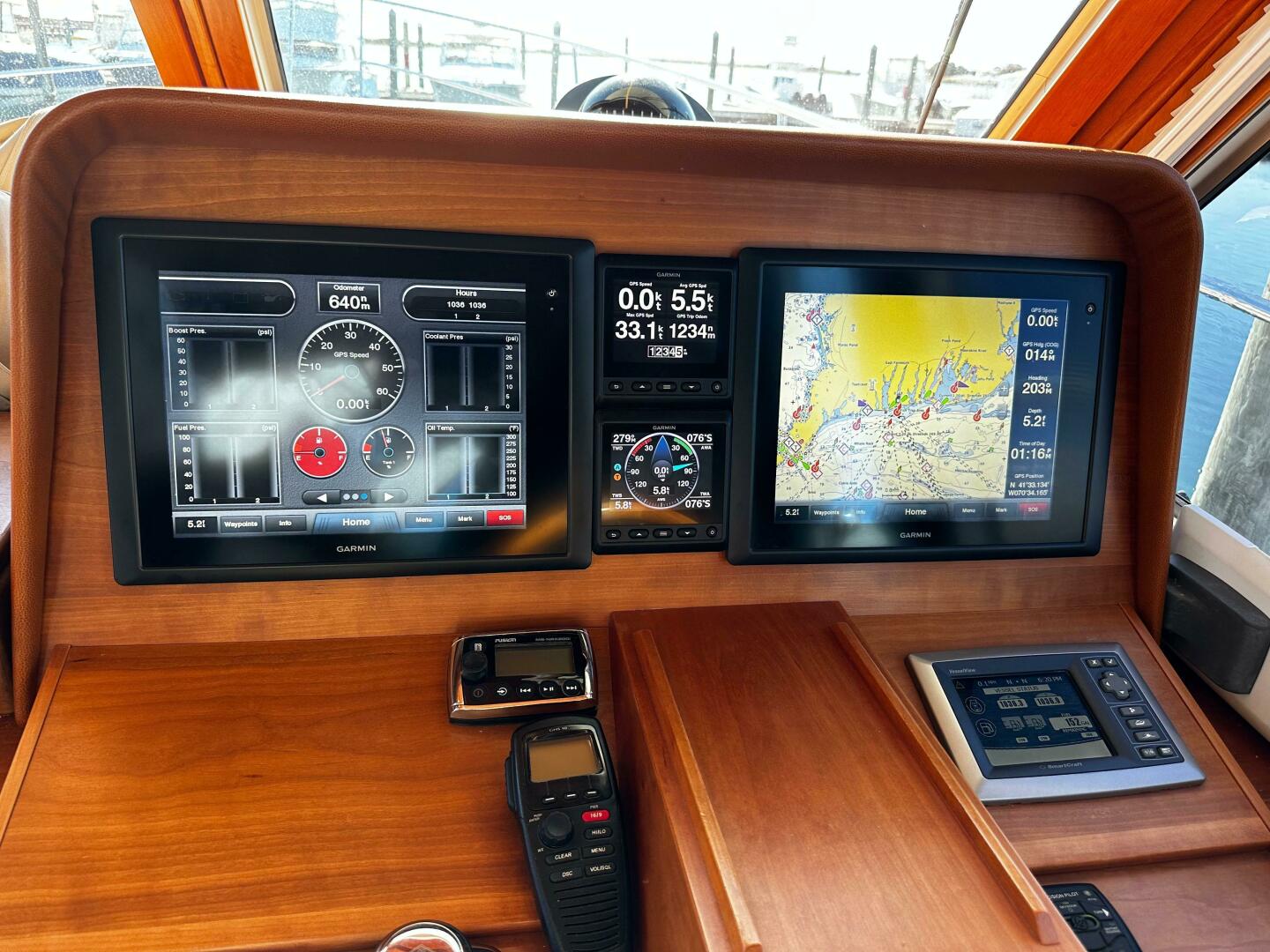 2014 Sabre 42 Salon Express - Image 18