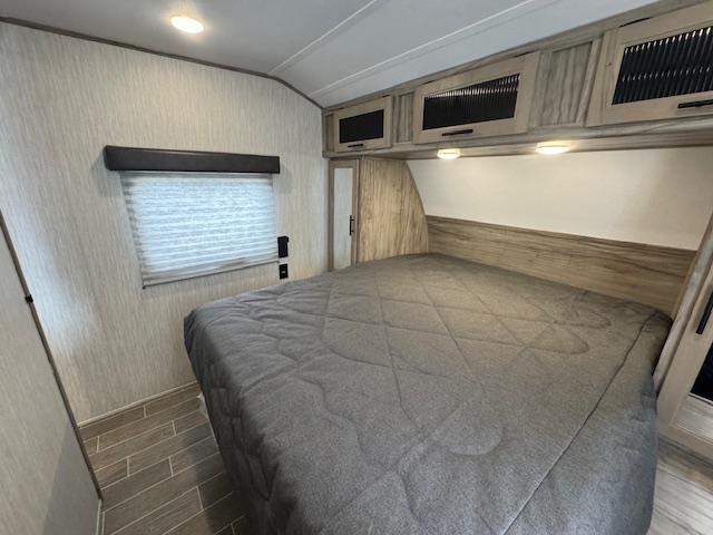 2020 CHEROKEE ALPHA WOLF 22SW - Image 25