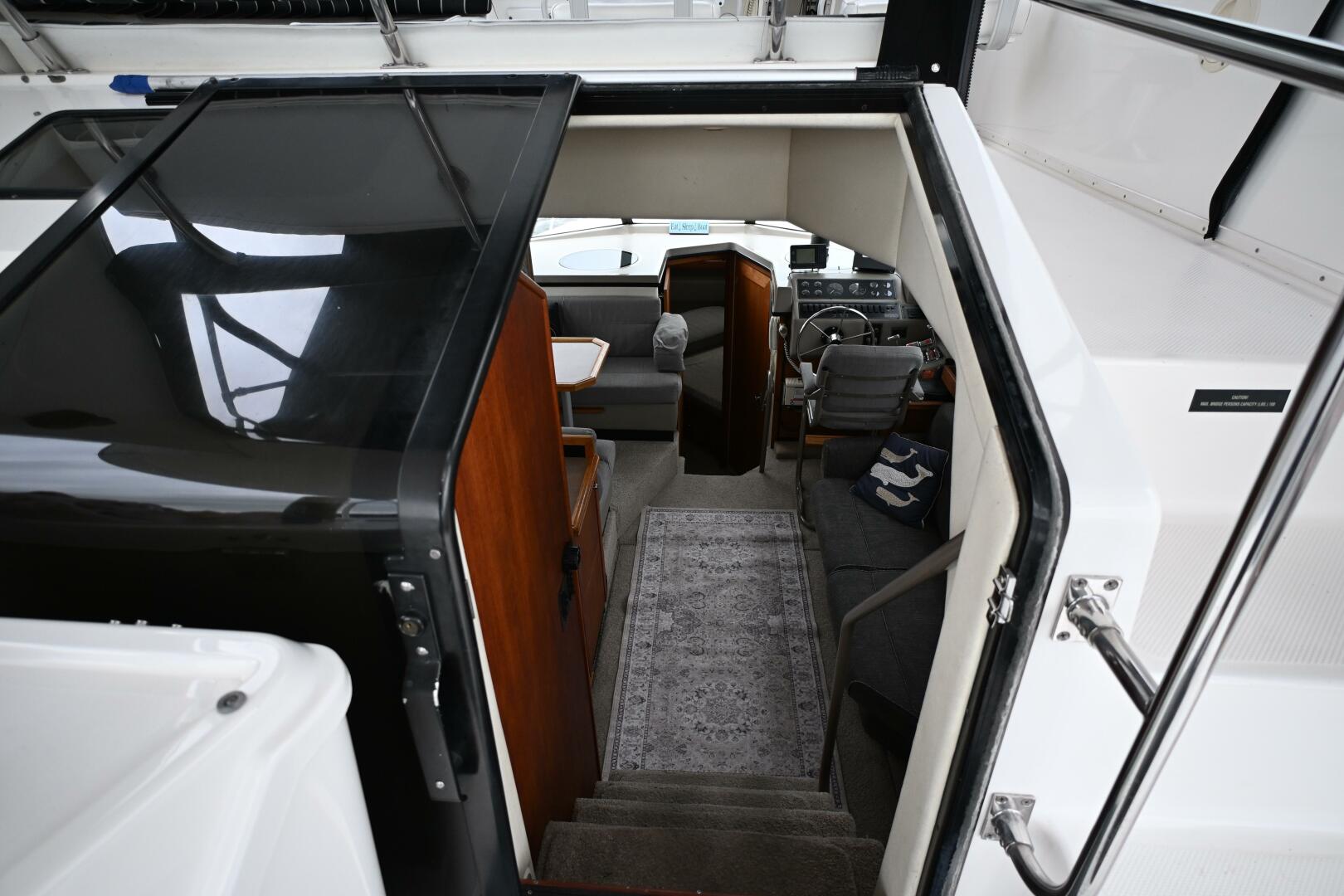 1996 Bayliner 4087 Aft Cabin Motoryacht - Image 27