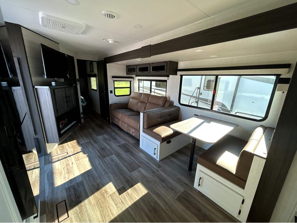 2026 VENTURE RV SPORTTREK 251VFK - Image 15