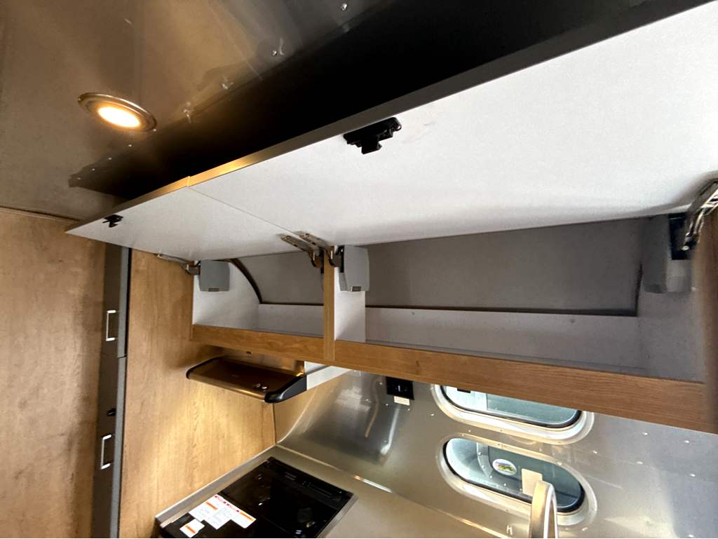 2026 AIRSTREAM TRADE WIND 25FBT - Image 16