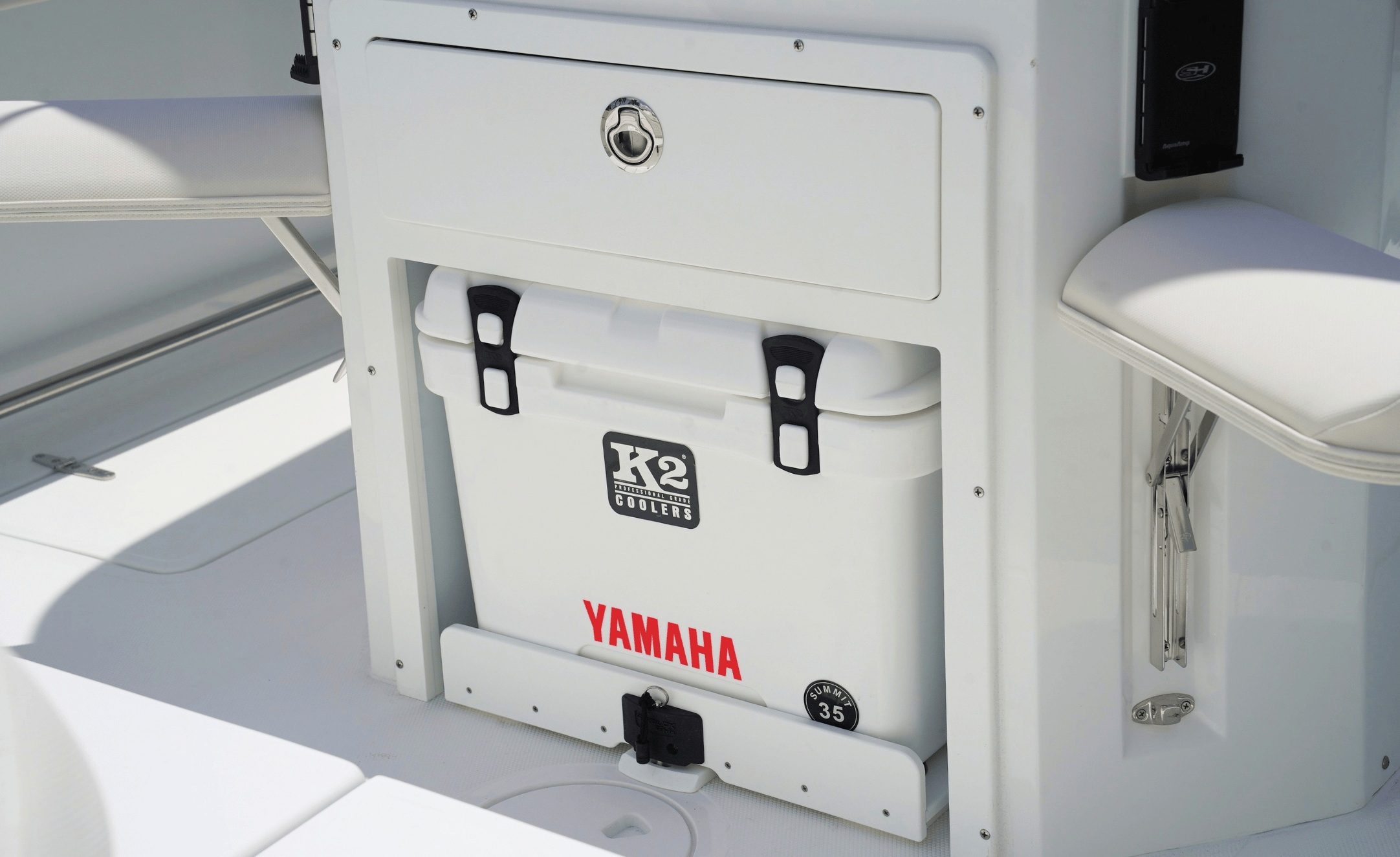 2027 SEA HUNT ULTRA 265SE - Image 21