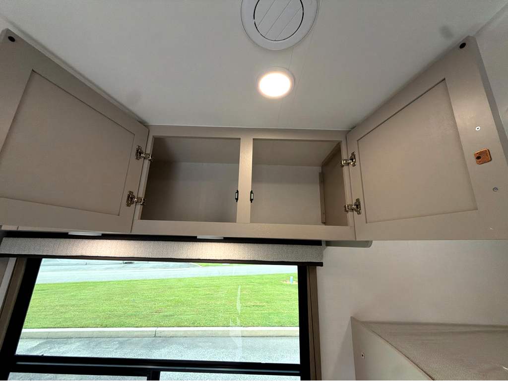 2027 JAYCO REDHAWK SE 22C - Image 31