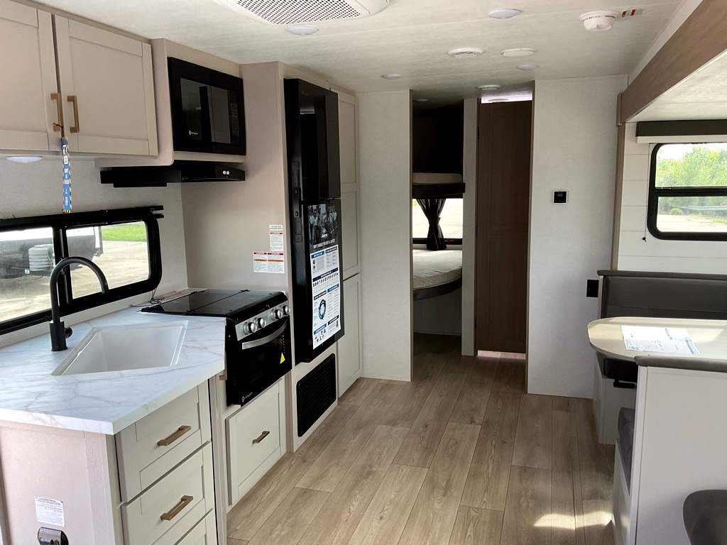 2027 JAYCO Jay Flight 261BHS - Image 7