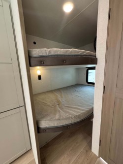2027 Jayco Jay Flight SLX 261BHS - Image 19