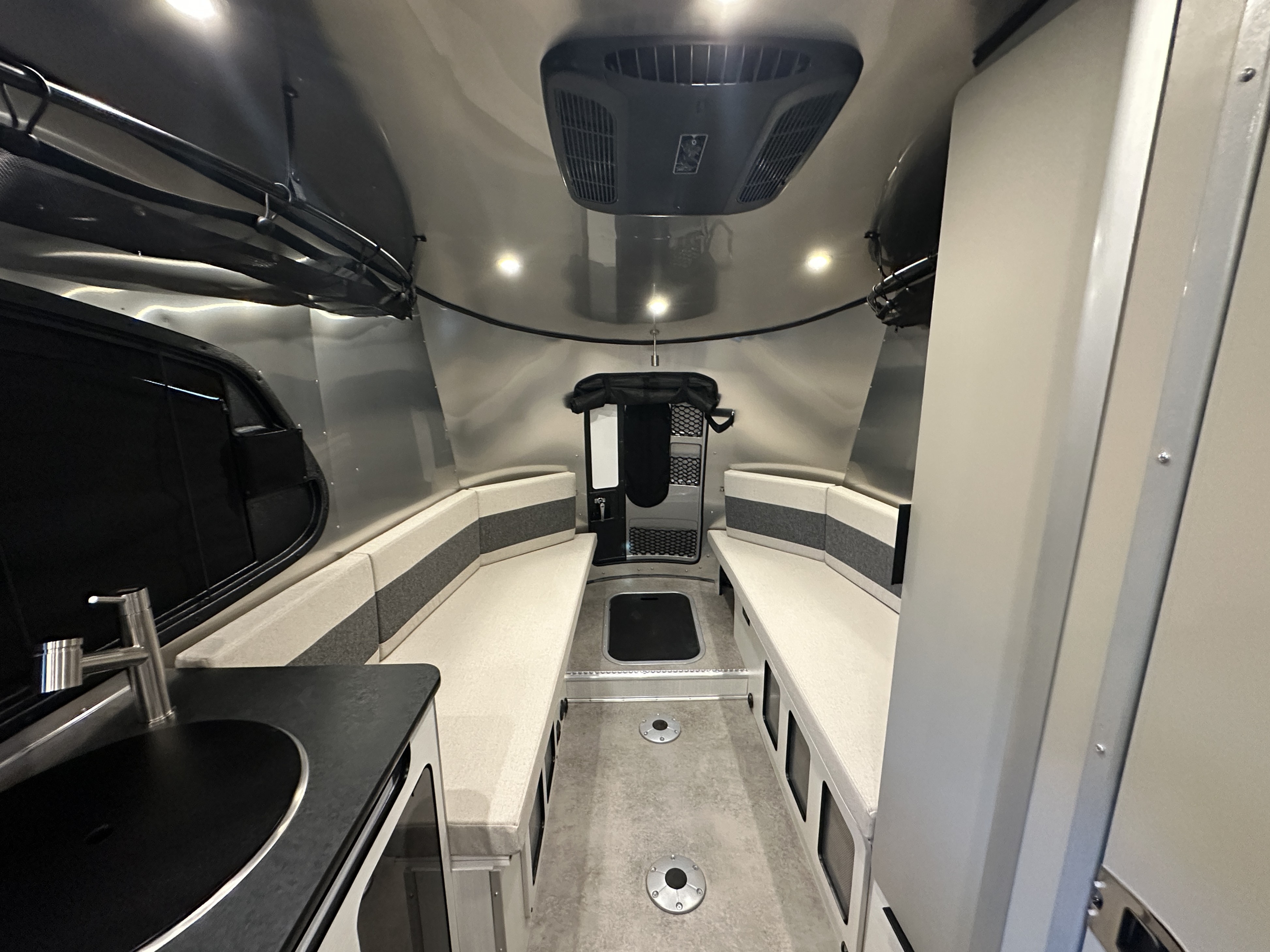 2027 Airstream Basecamp 20Xe - Image 13