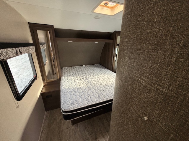 2018 KZ RV Connect C251RK - Image 18