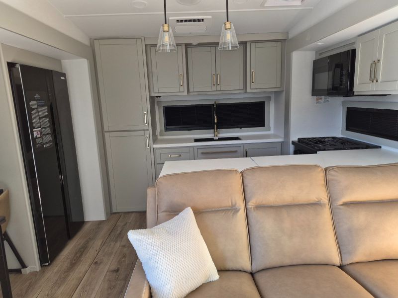 2026 Brinkley RV Model Z 2700 - Image 3