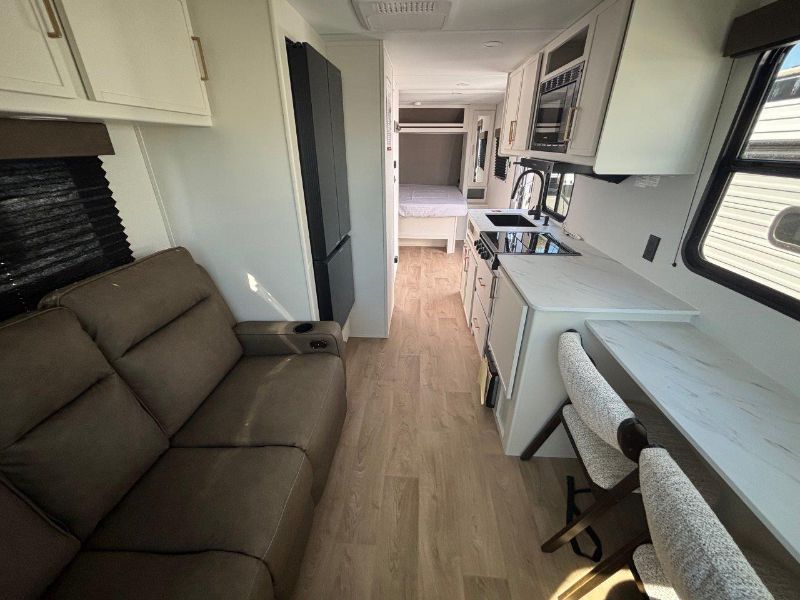 2026 Grand Design Transcend XPLOR 21RLX - Image 8