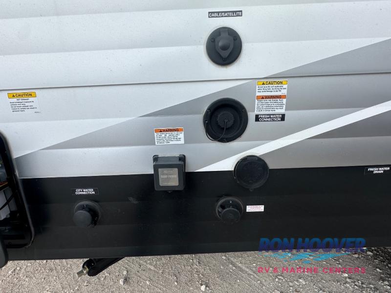 2026 COACHMEN 160RE - Image 4