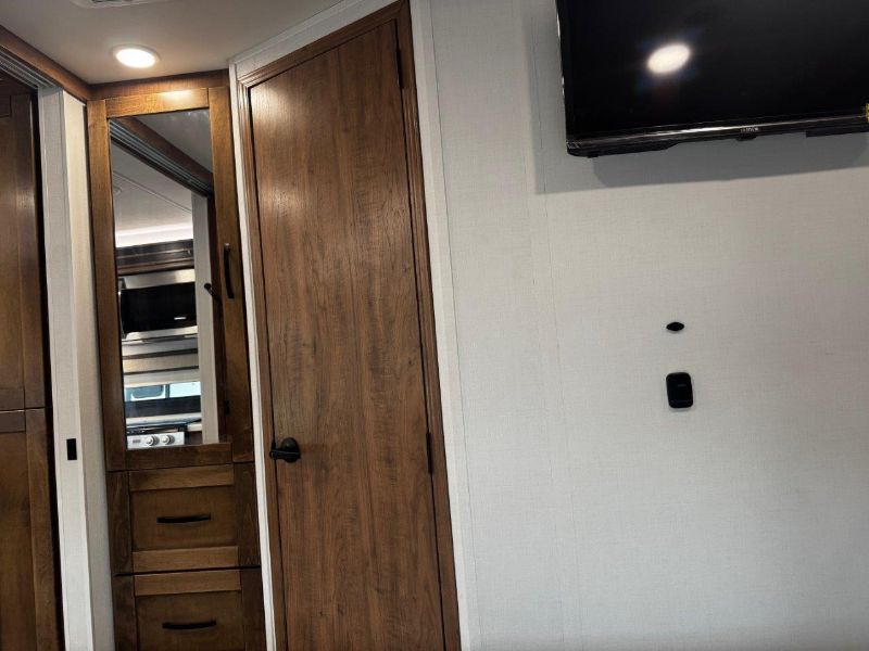 2026 Entegra Coach Esteem XL 32U - Image 31