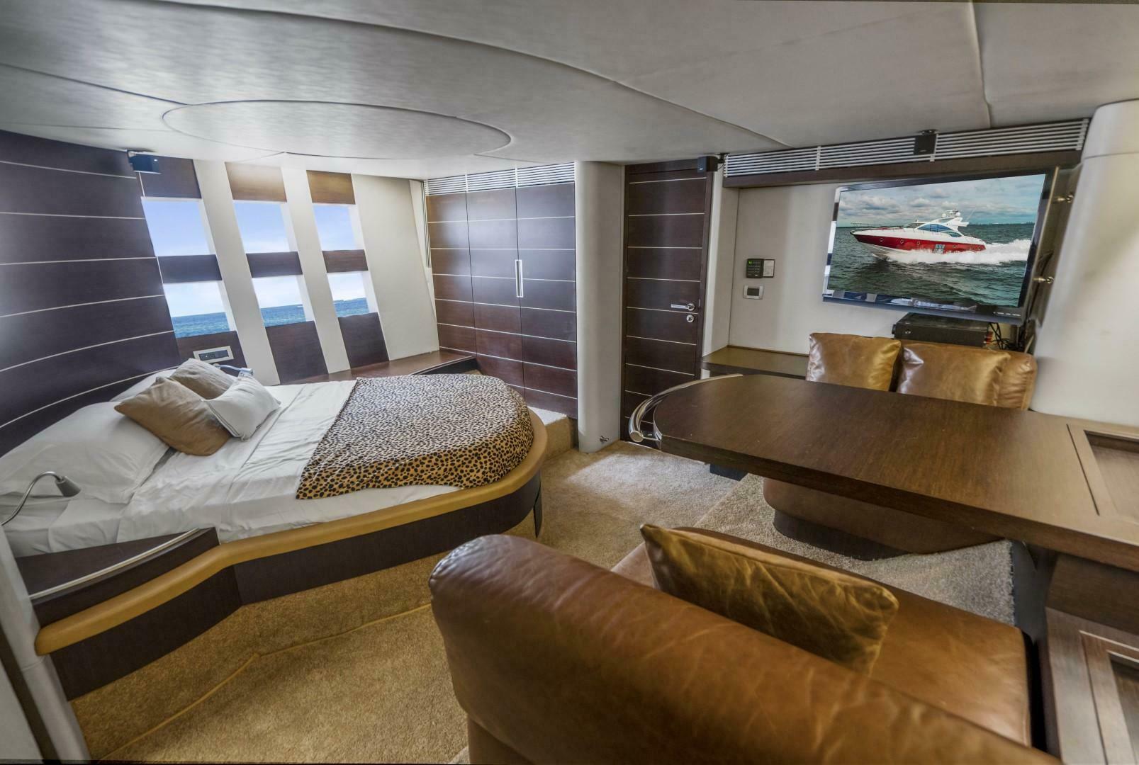 2007 Azimut 68S - Image 36