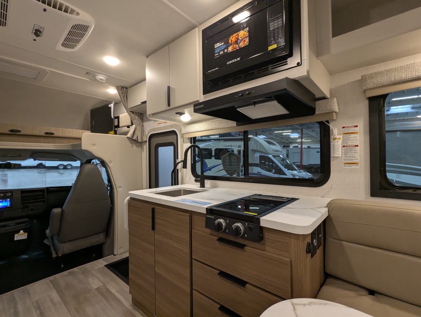 2027 Thor Motor Coach Four Winds 19Z - Image 22