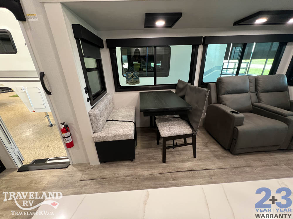 2027 Jayco Eagle 31RLT - Image 8