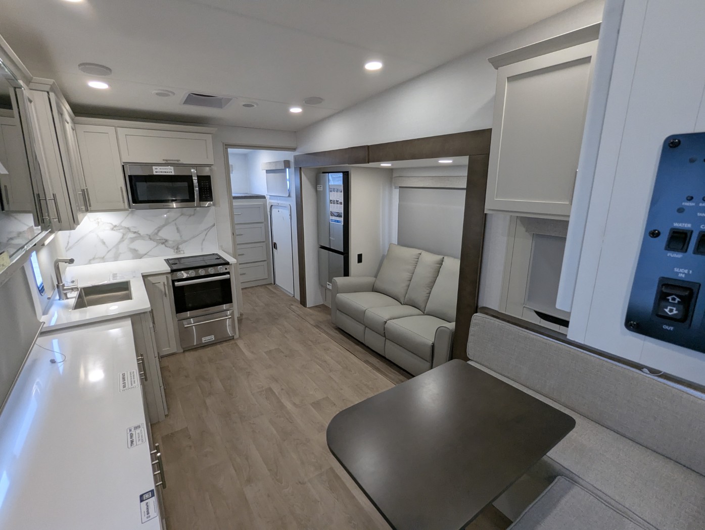 2027 Alliance RV Avenue 29BH - Image 28