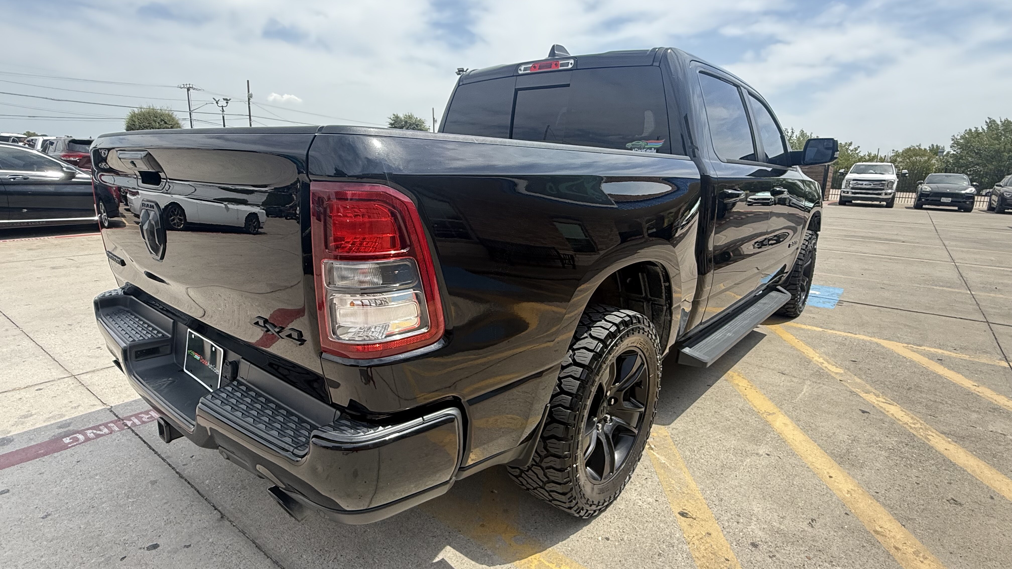 2020 Ram 1500 Pickup Crew Cab Bighorn/Lone Star 4WD - Image 8