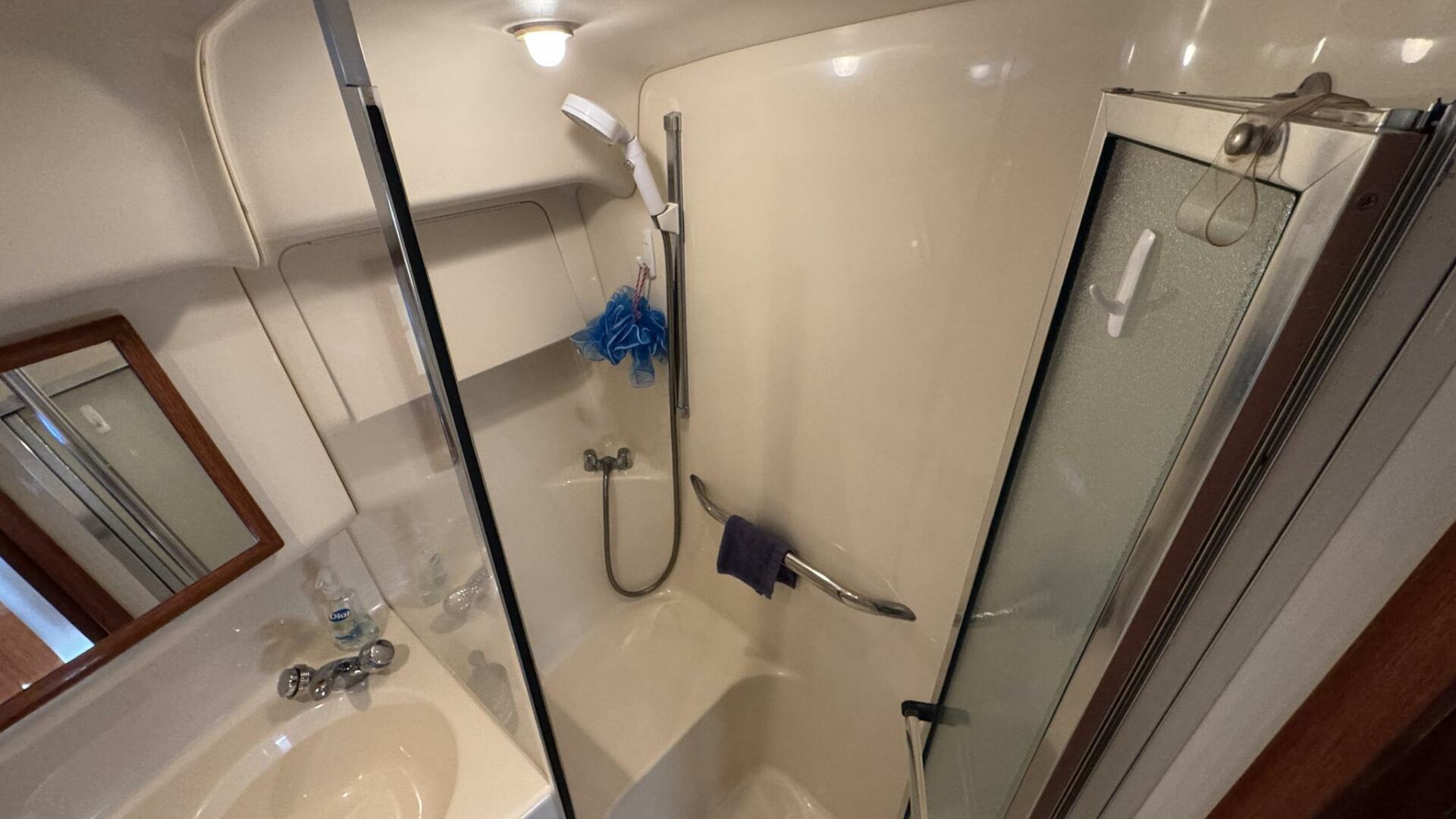 2000 Sea Ray 420 Aft Cabin - Image 50