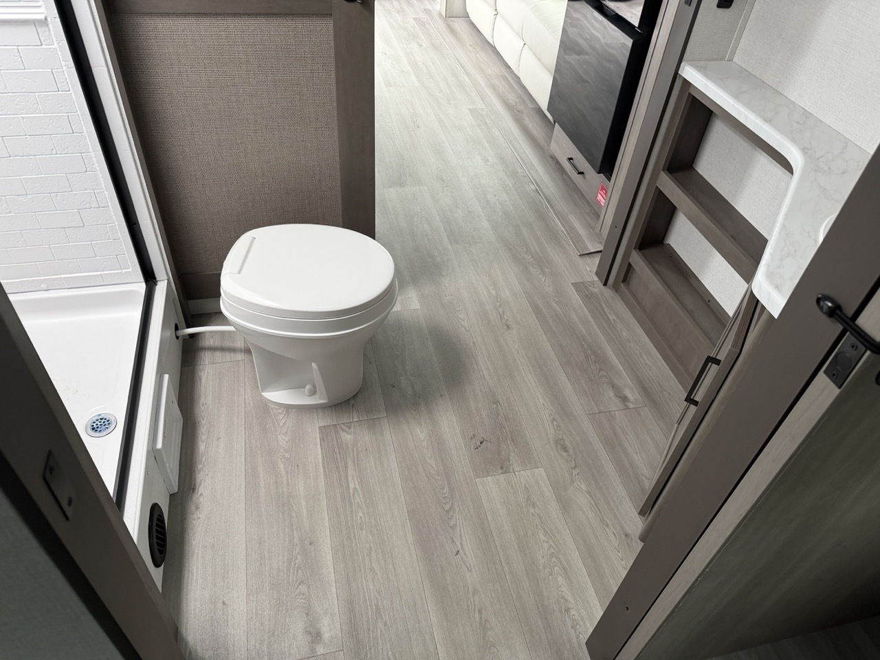 2026 Grand Design Transcend 245RLT - Image 10