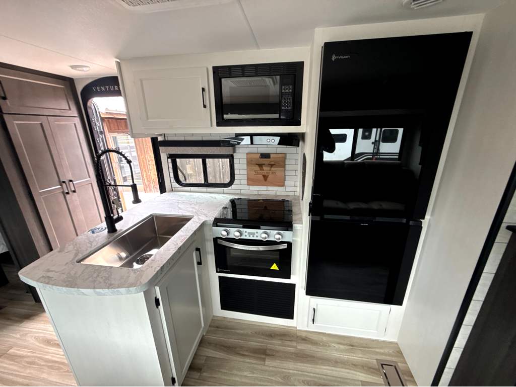 2027 VENTURE RV STRATUS 291VQB - Image 16