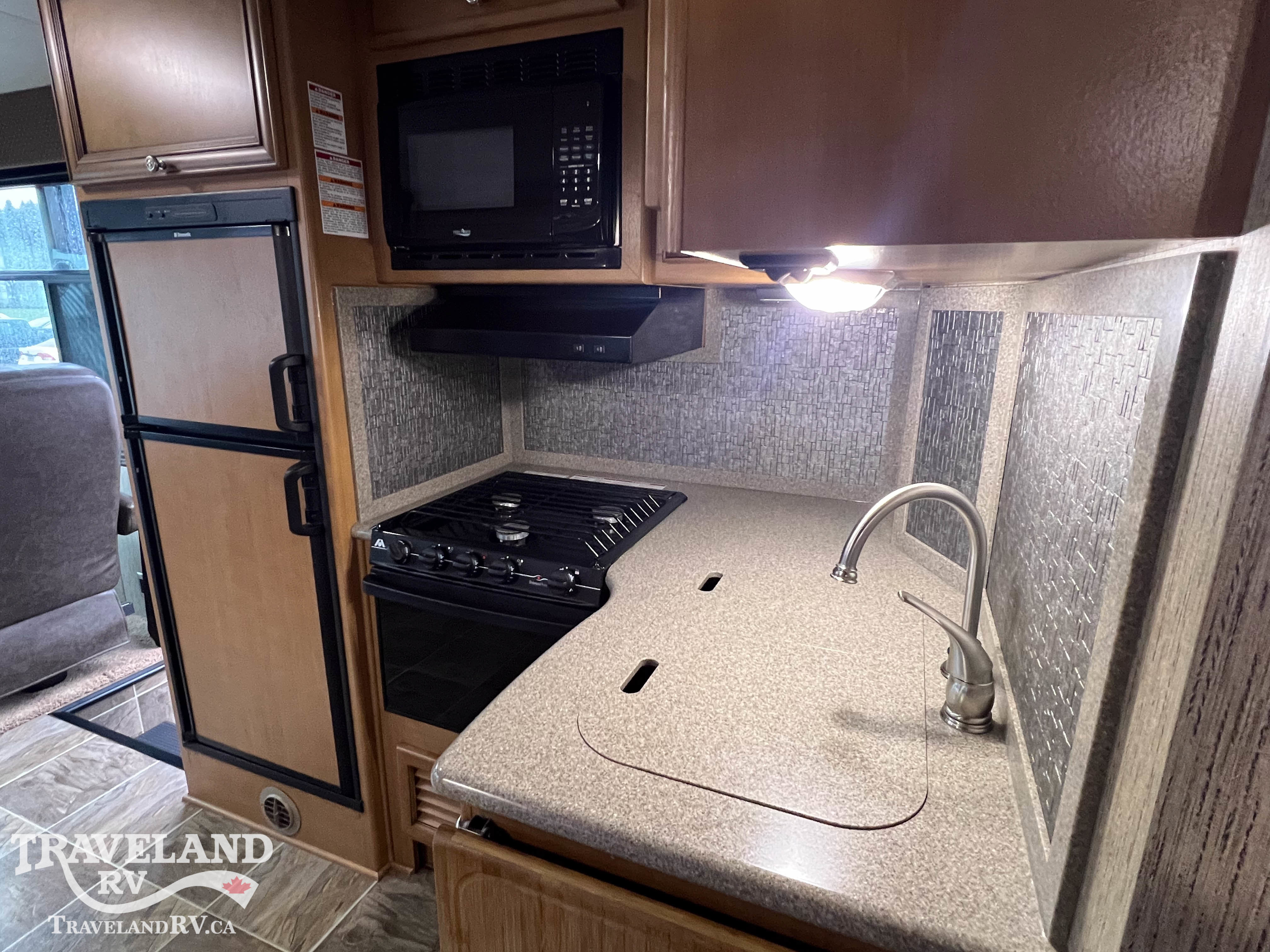 2016 Newmar Bay Star Sport 2702 - Image 23