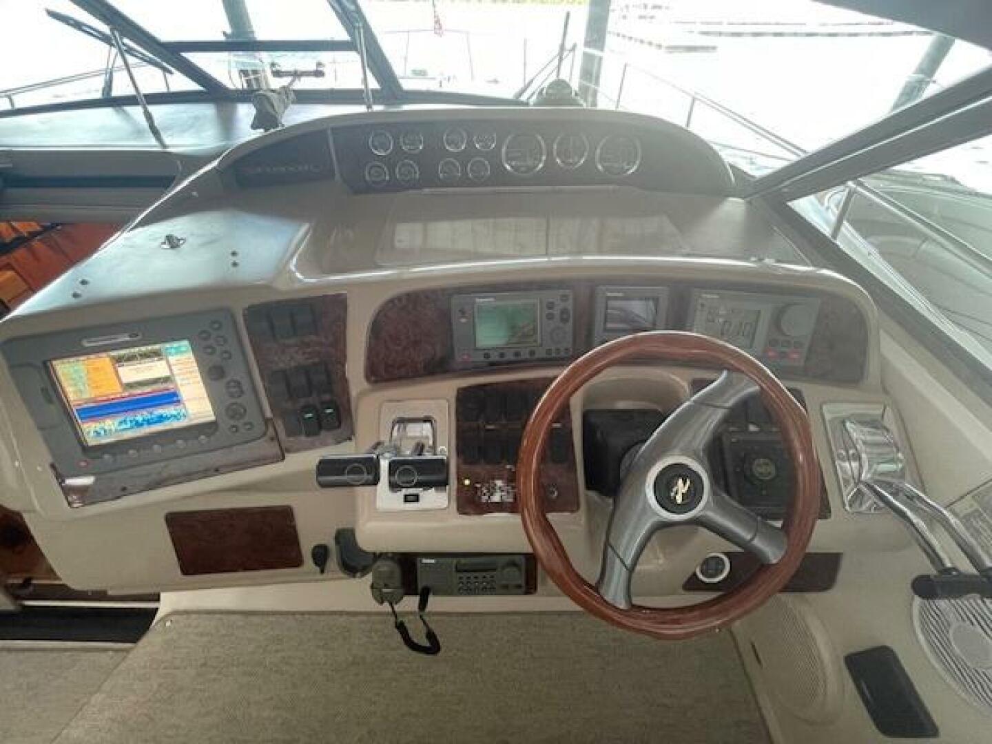 1998 Sea Ray 370 Sundancer - Image 16
