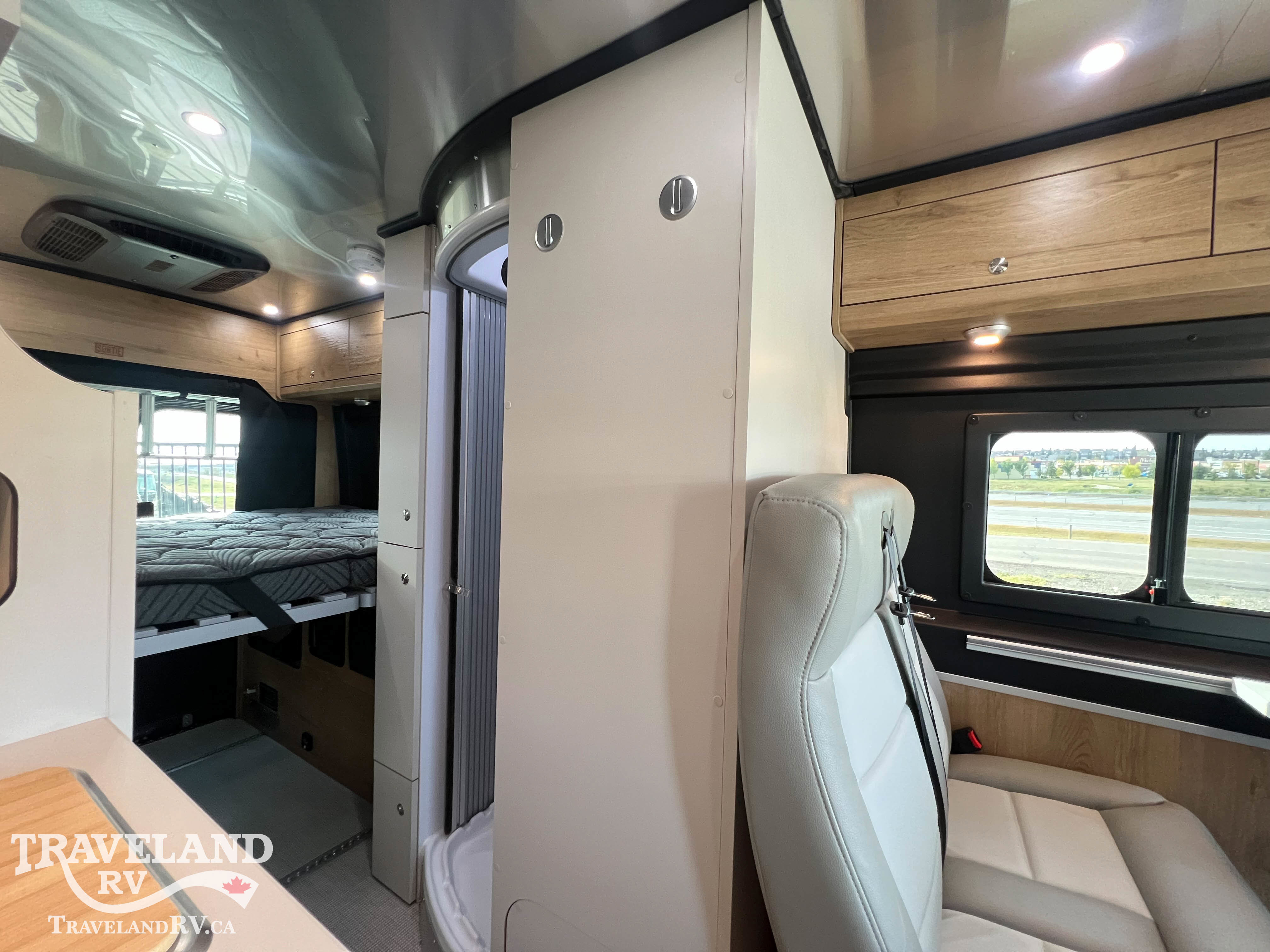 2026 Airstream Rangeline Base - Image 22