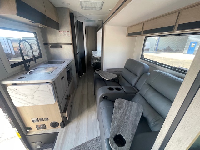 2026 SUNSEEKER 2400 BDSD - Image 32