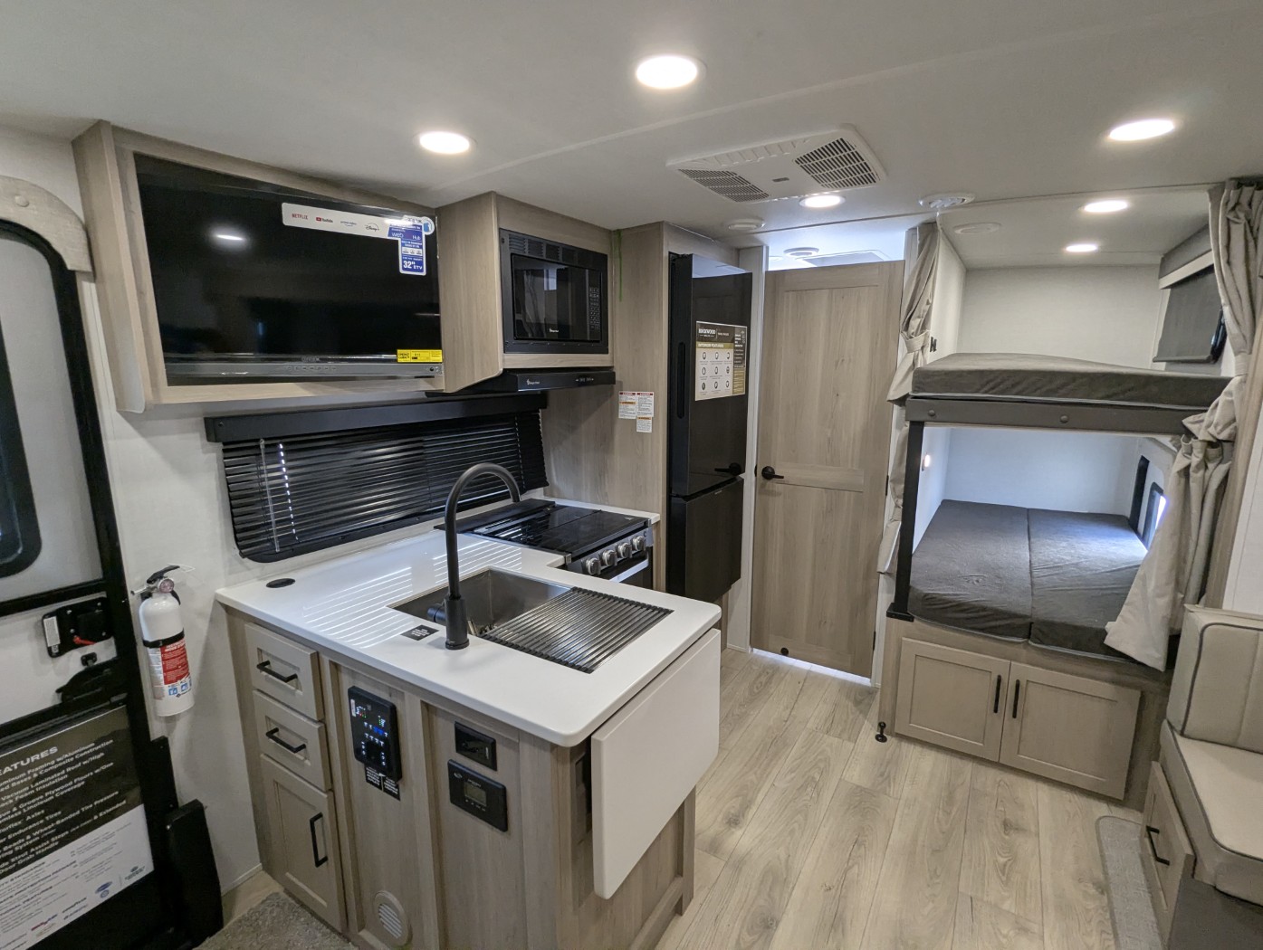 2026 Forest River Rockwood Mini Lite 2520BH - Image 12