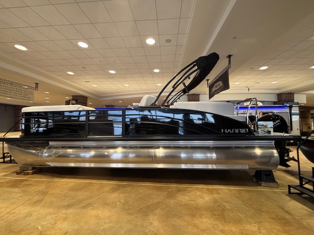 2026 HARRIS HERITAGE CRUISER 230 CWDH - Image 9