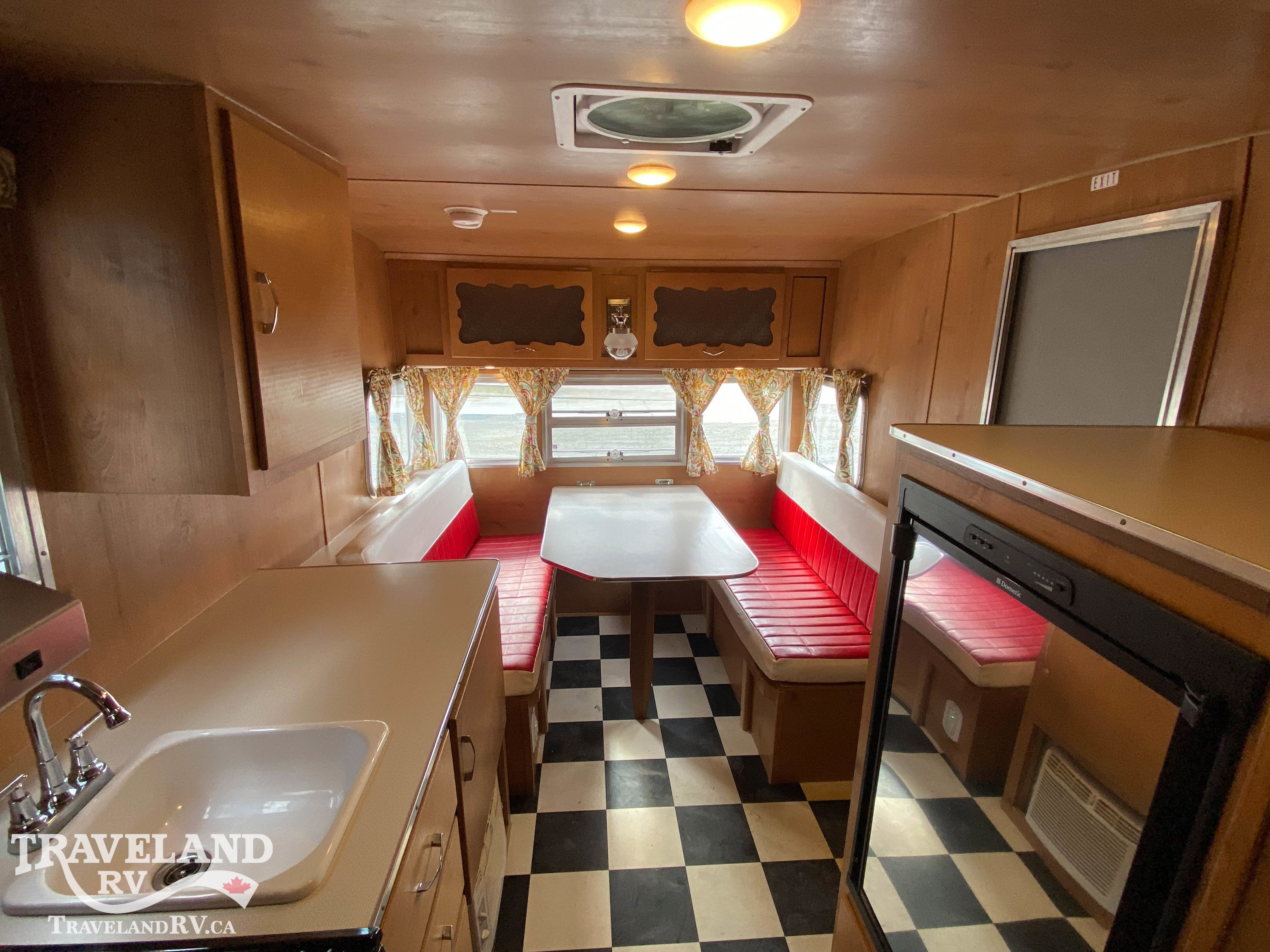 2015 FOREST RIVER SHASTA AIRFLYTE 16 - Image 4