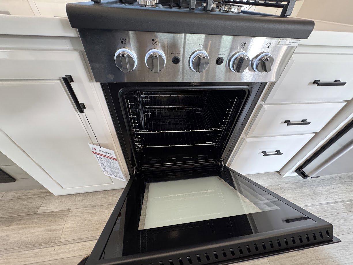 2026 JAYCO PINNACLE 32RLTS - Image 21