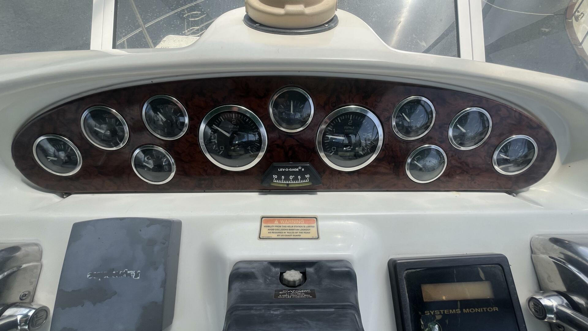 2000 Sea Ray 380 Aft Cabin - Image 19