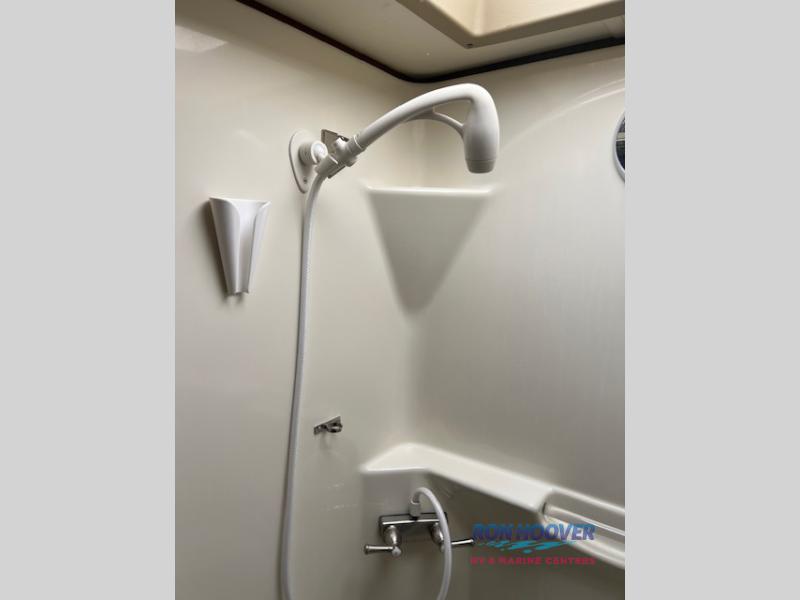 2014 TIFFIN 32BR - Image 25