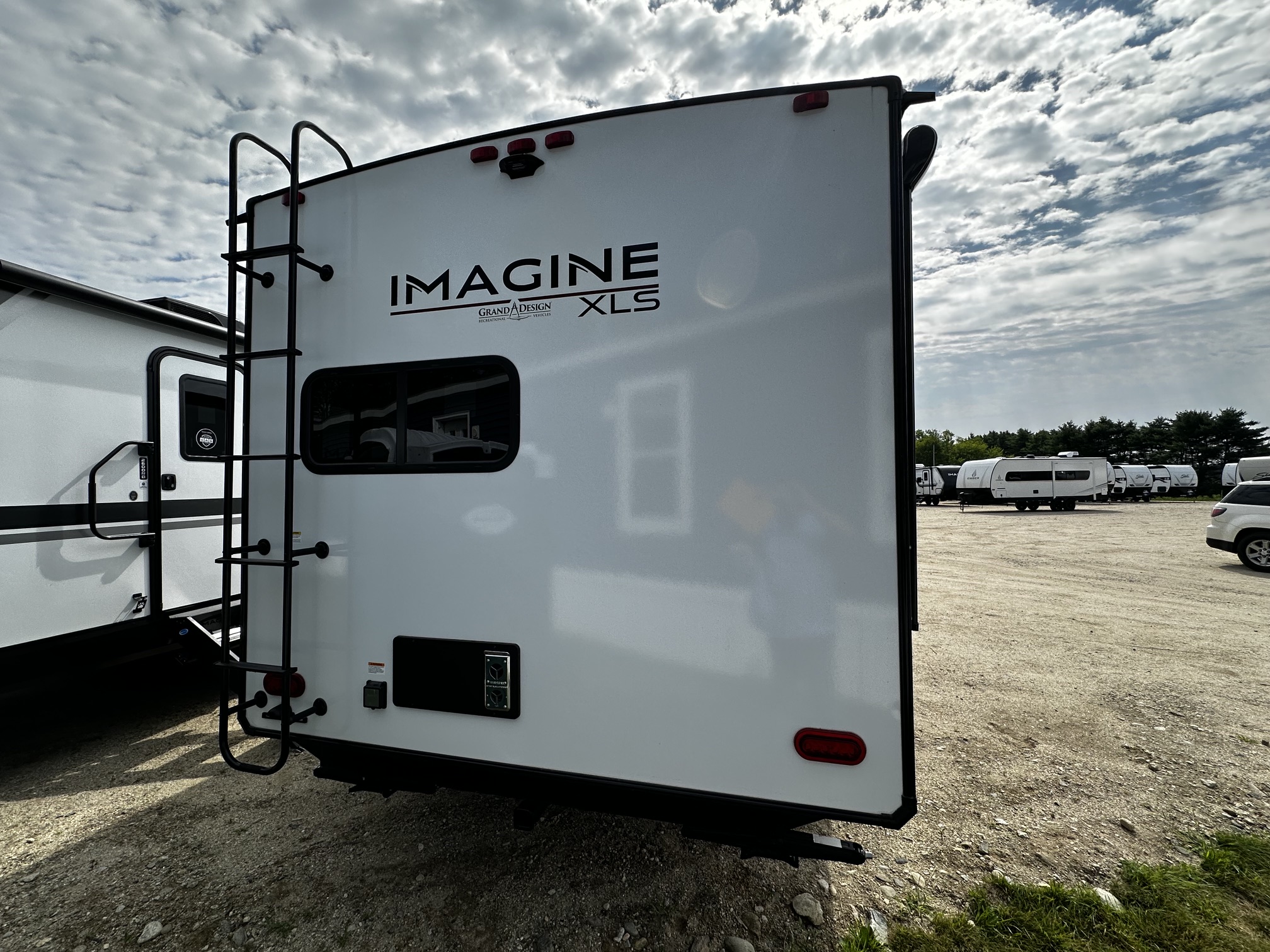 2027 Grand Design Imagine XLS 22MLE - Image 5