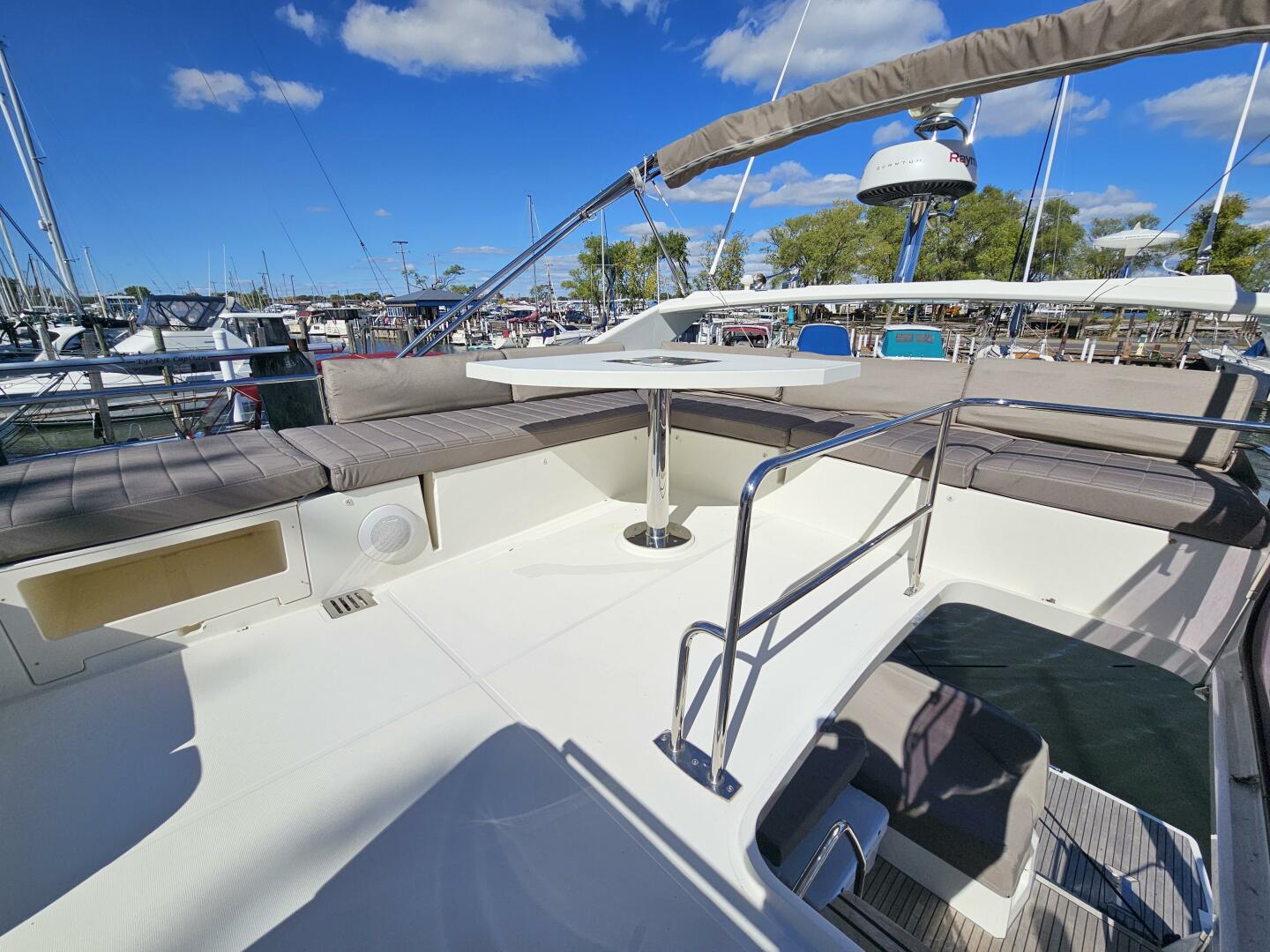 2018 Prestige 460 Fly - Image 24