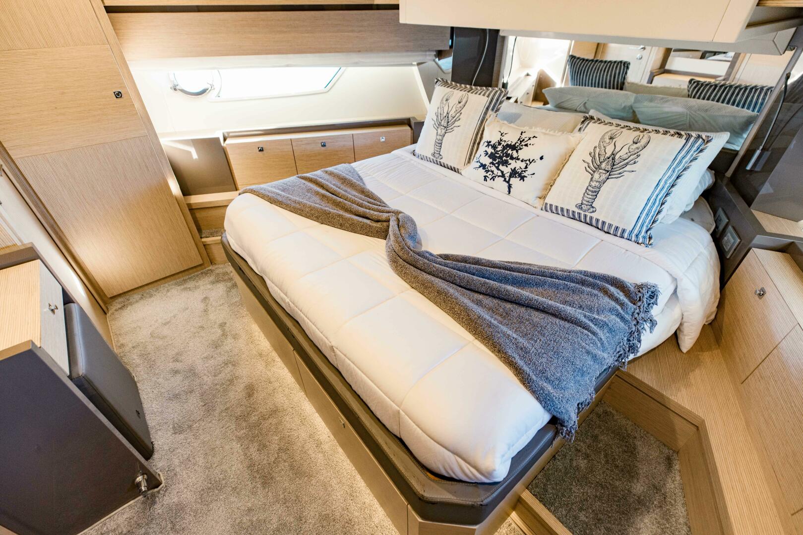 2017 Ferretti Yachts 750 - Image 82