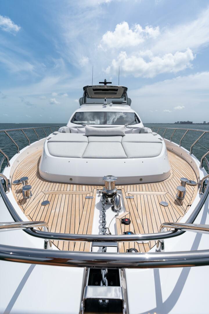 2022 Azimut 78 - Image 12