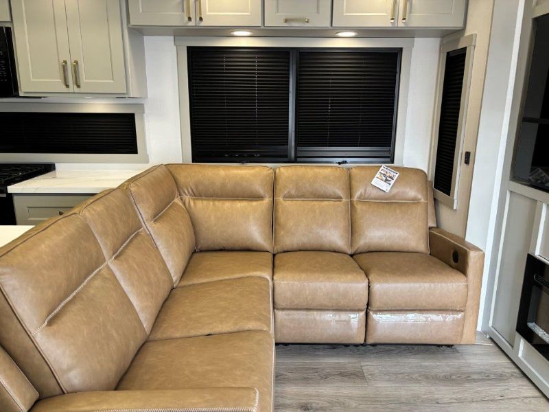 2026 Brinkley RV Model G 3250 - Image 8