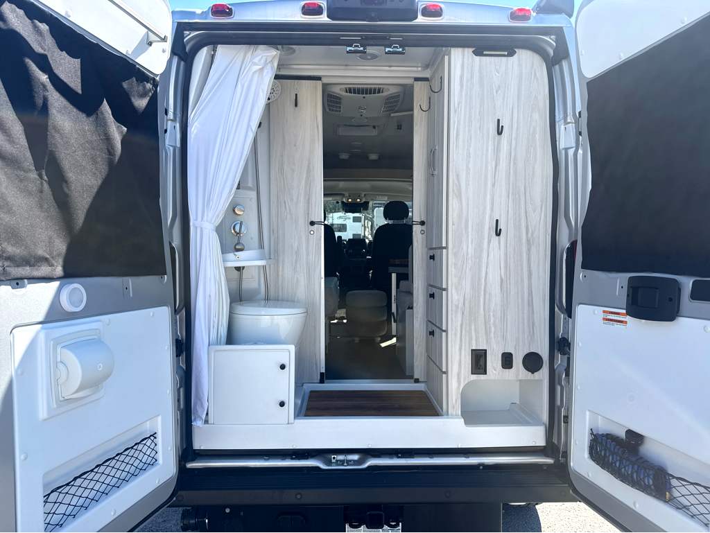 2026 JAYCO COMET 18C - Image 6
