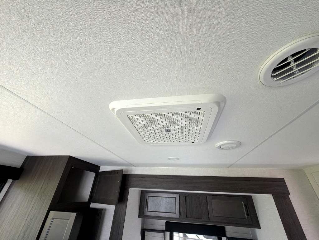 2026 VENTURE RV STRATUS 262VFK - Image 34
