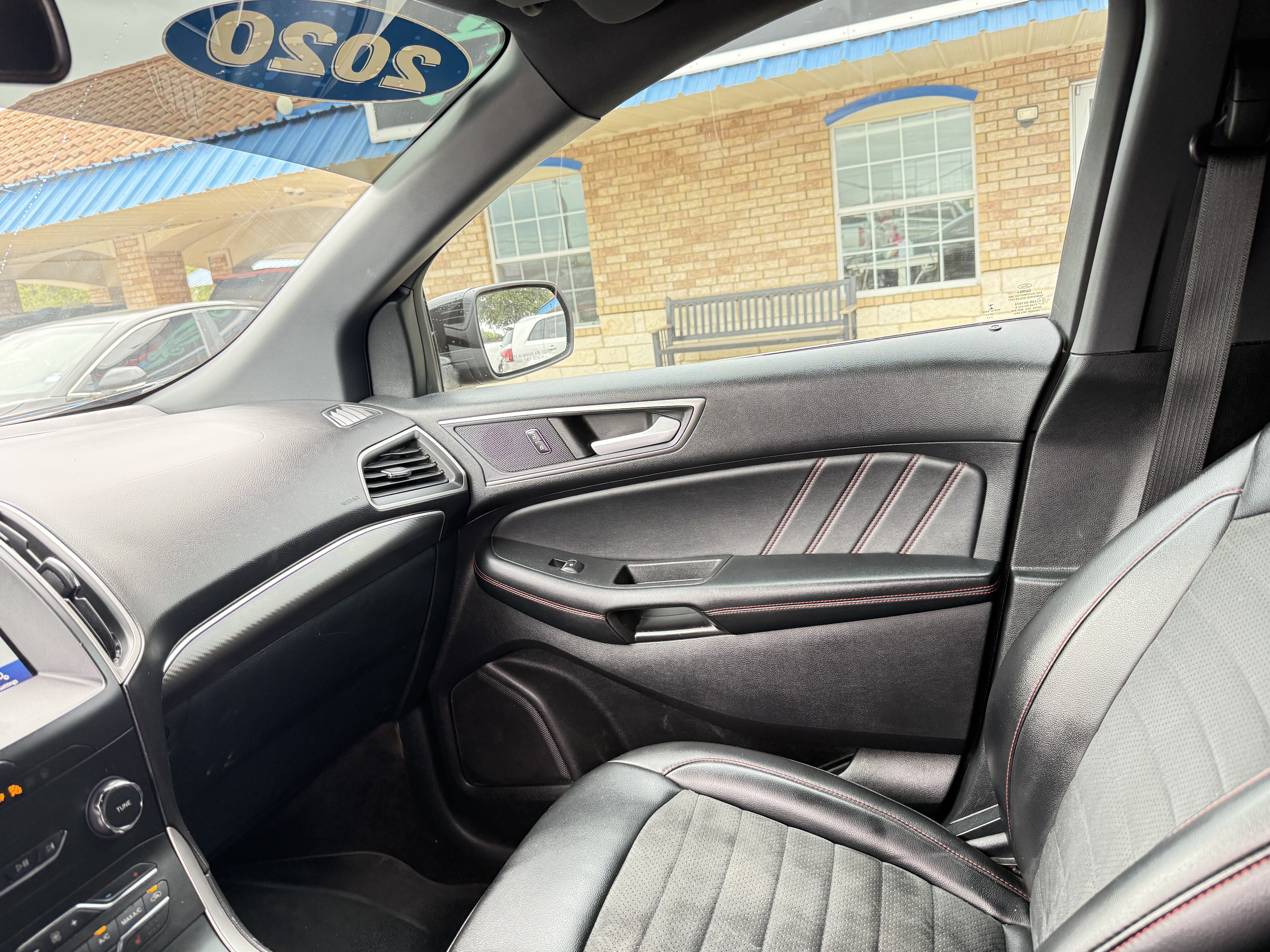 2020 Ford Edge Utility 4D SEL AWD I4 Turbo - Image 9
