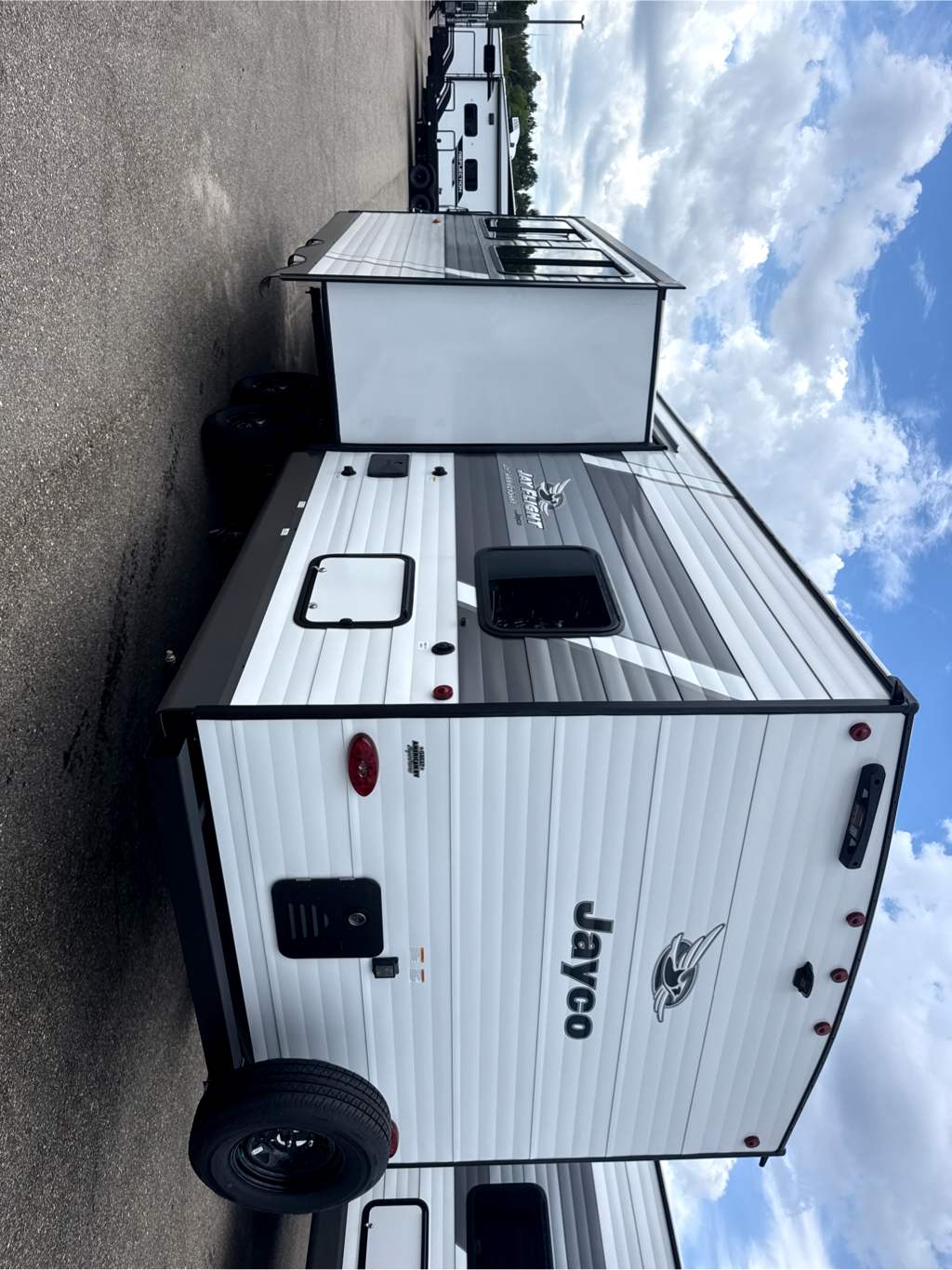 2027 JAYCO JAY FLIGHT 280BHS - Image 3