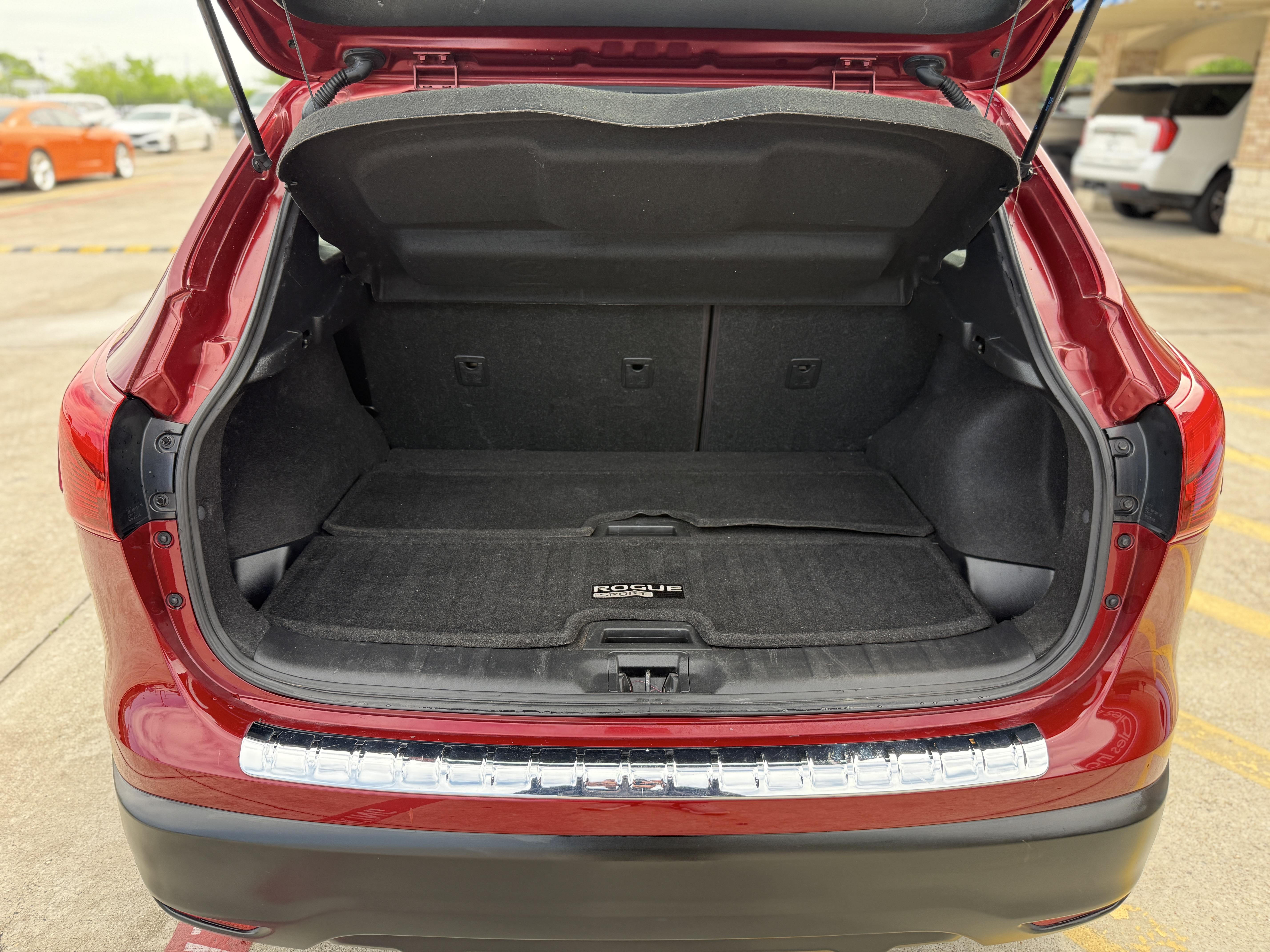 2019 Nissan Rogue Sport Utility 4D S 2WD - Image 18