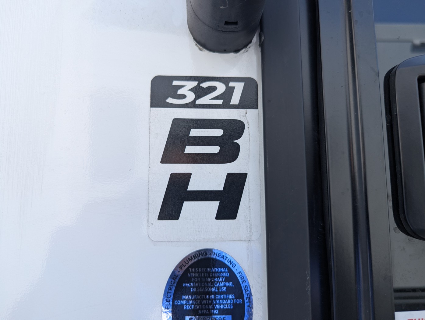 2027 Alliance RV Delta 321BH - Image 6
