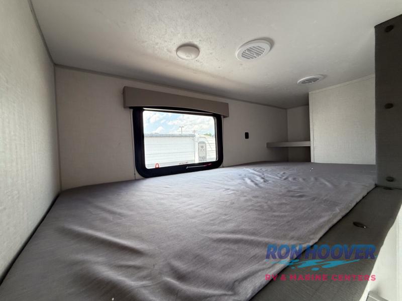 2025 COACHMEN 282DORM - Image 11